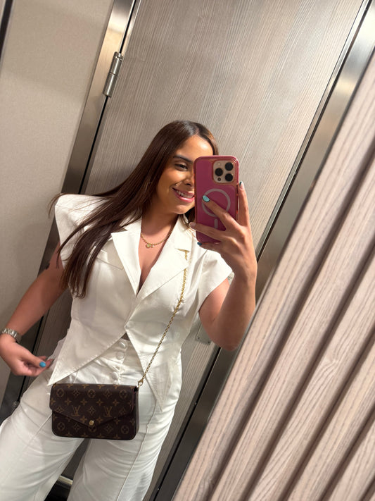 White statement set